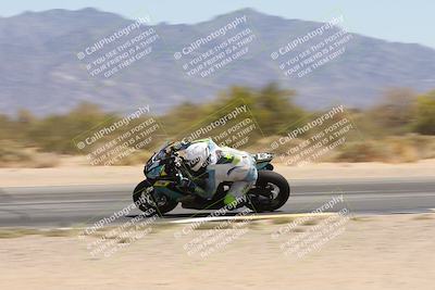 media/Apr-20-2025-CVMA (Sun) [[39090e8767]]/Race 9-Formula LW Twins Shootout/